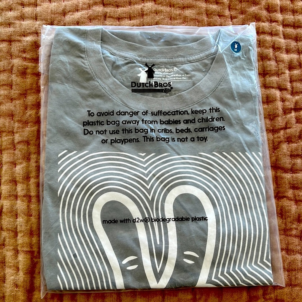 *BRAND NEW* DUTCH BROS T-SHIRT